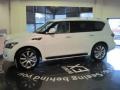 Moonlight White - QX 56 4WD Photo No. 4