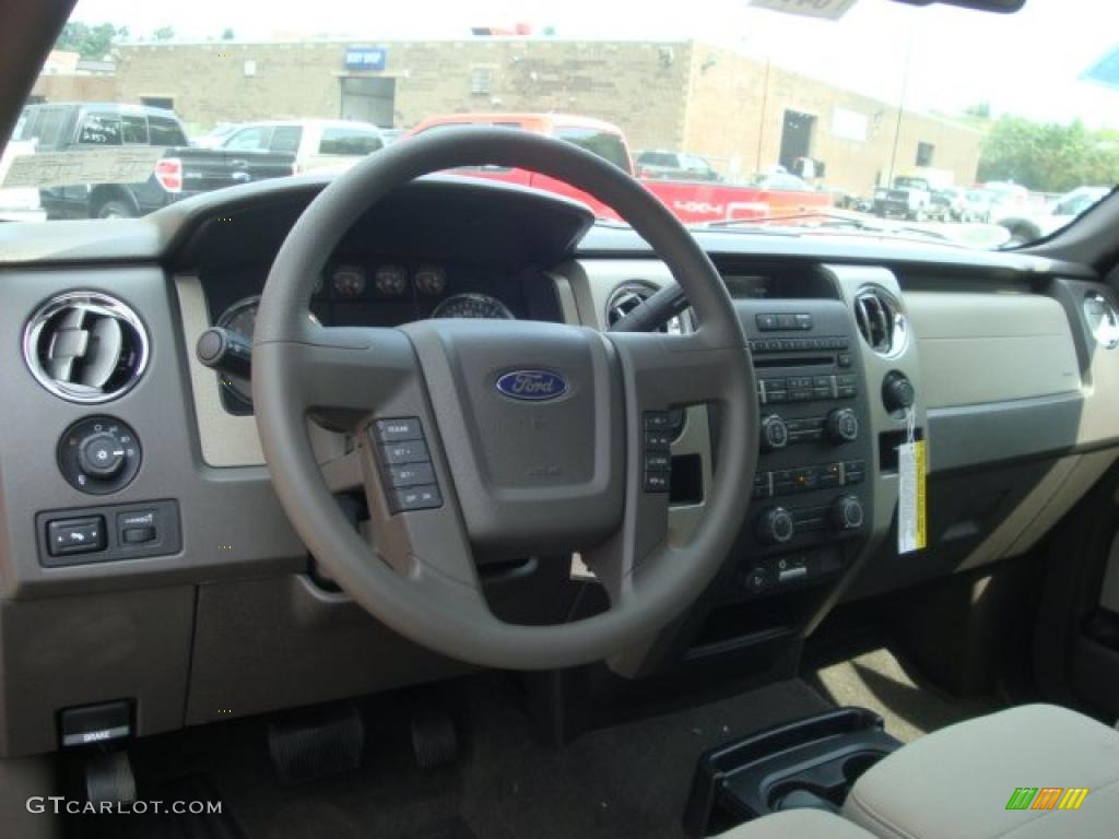 2010 F150 XLT SuperCab 4x4 - Red Candy Metallic / Medium Stone photo #13
