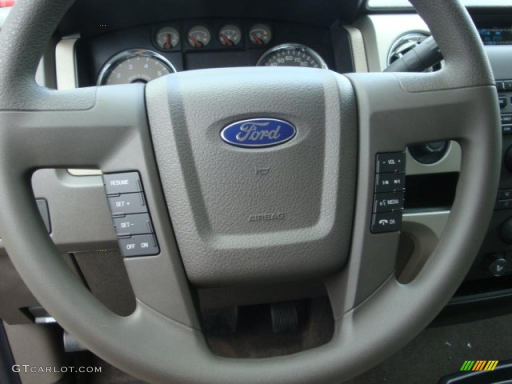 2010 F150 XLT SuperCab 4x4 - Red Candy Metallic / Medium Stone photo #17