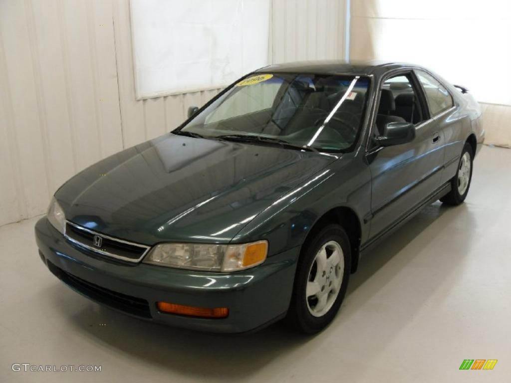 1996 Dark Eucalyptus Green Pearl Metallic Honda Accord LX Coupe