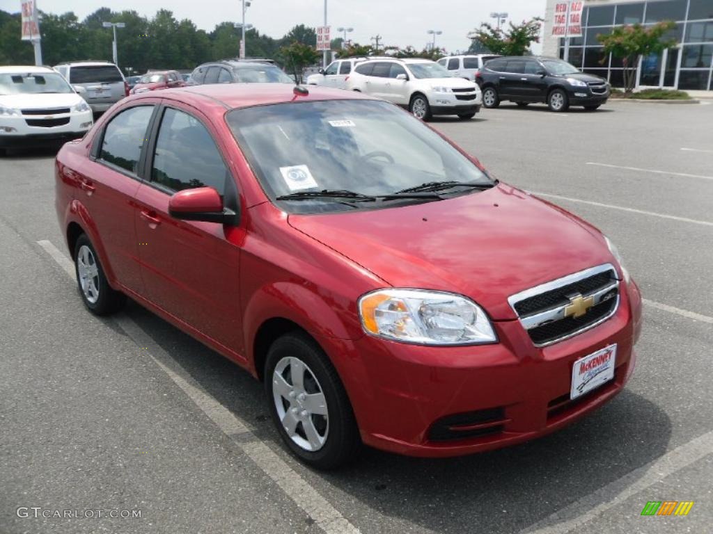 2010 Aveo LT Sedan - Sport Red / Charcoal photo #5