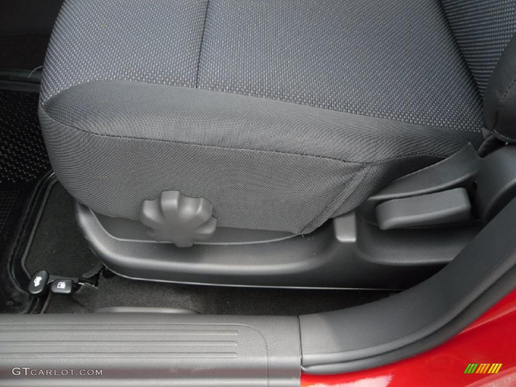 2010 Aveo LT Sedan - Sport Red / Charcoal photo #8