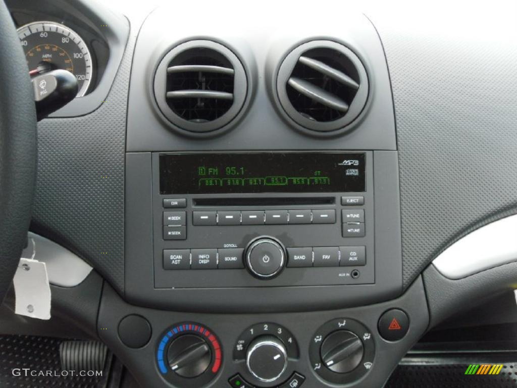 2010 Aveo LT Sedan - Sport Red / Charcoal photo #13