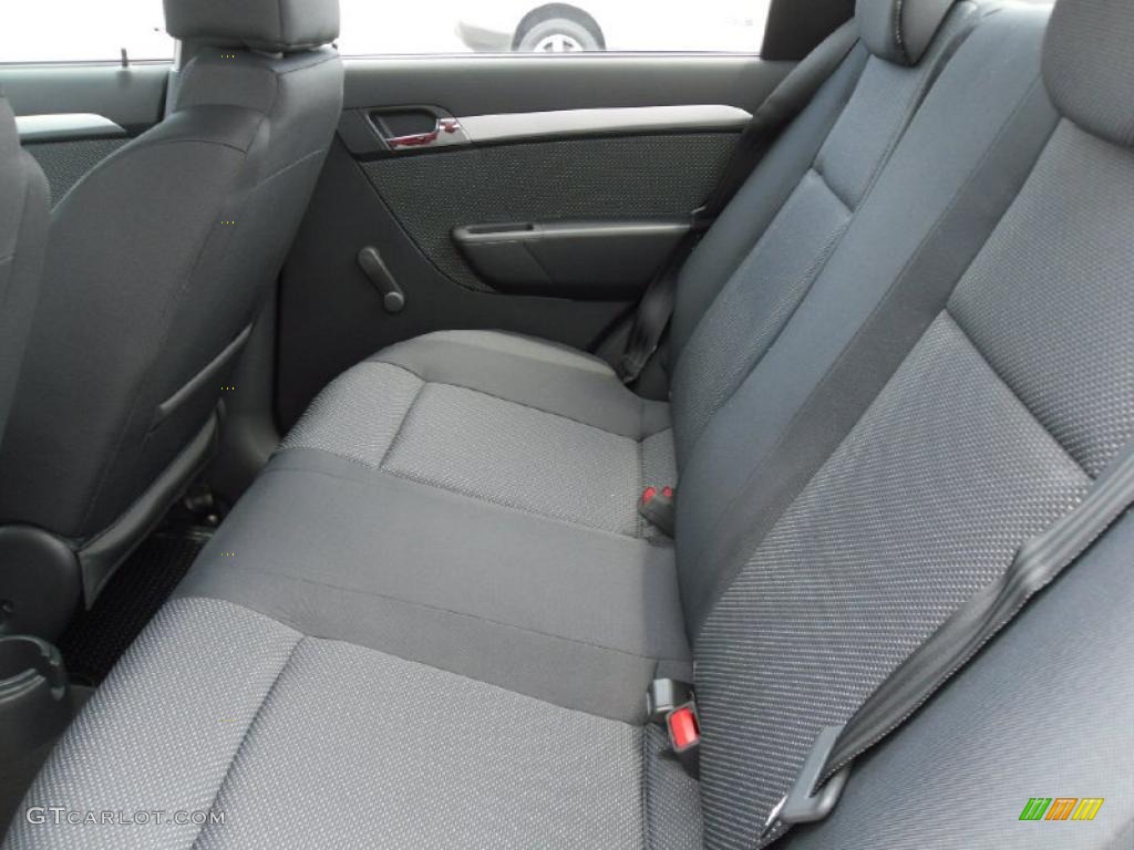 2010 Aveo LT Sedan - Sport Red / Charcoal photo #14
