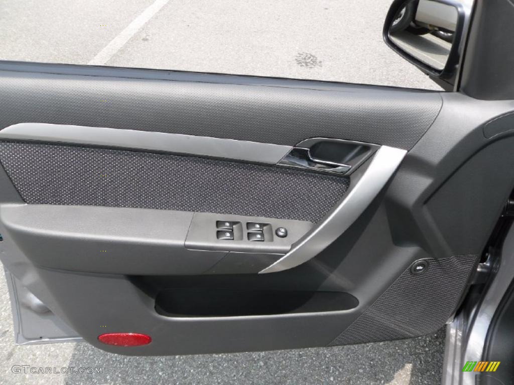 2010 Aveo LT Sedan - Medium Gray / Charcoal photo #9