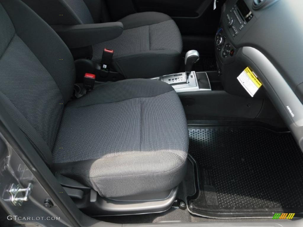 2010 Aveo LT Sedan - Medium Gray / Charcoal photo #19