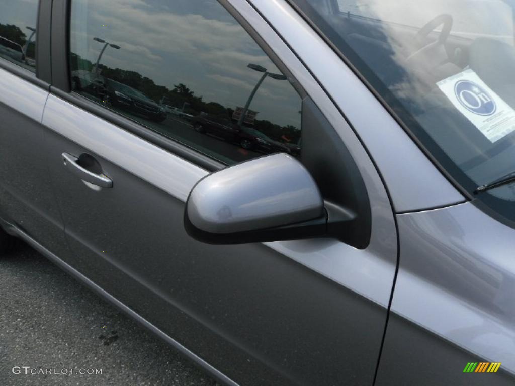 2010 Aveo LT Sedan - Medium Gray / Charcoal photo #22