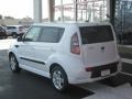 2011 Clear White Kia Soul +  photo #3