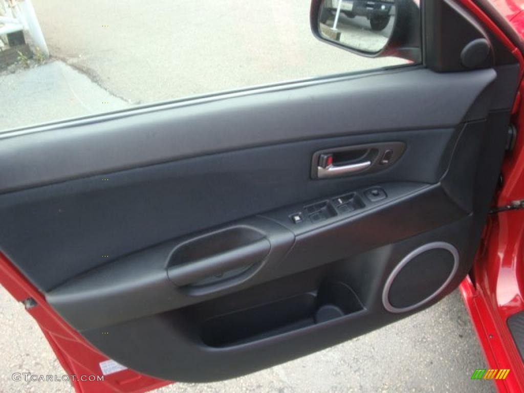 2005 MAZDA3 s Hatchback - Velocity Red Mica / Black/Red photo #22