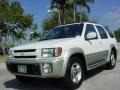 Arctic White Pearl Metallic - QX4 4x4 Photo No. 8