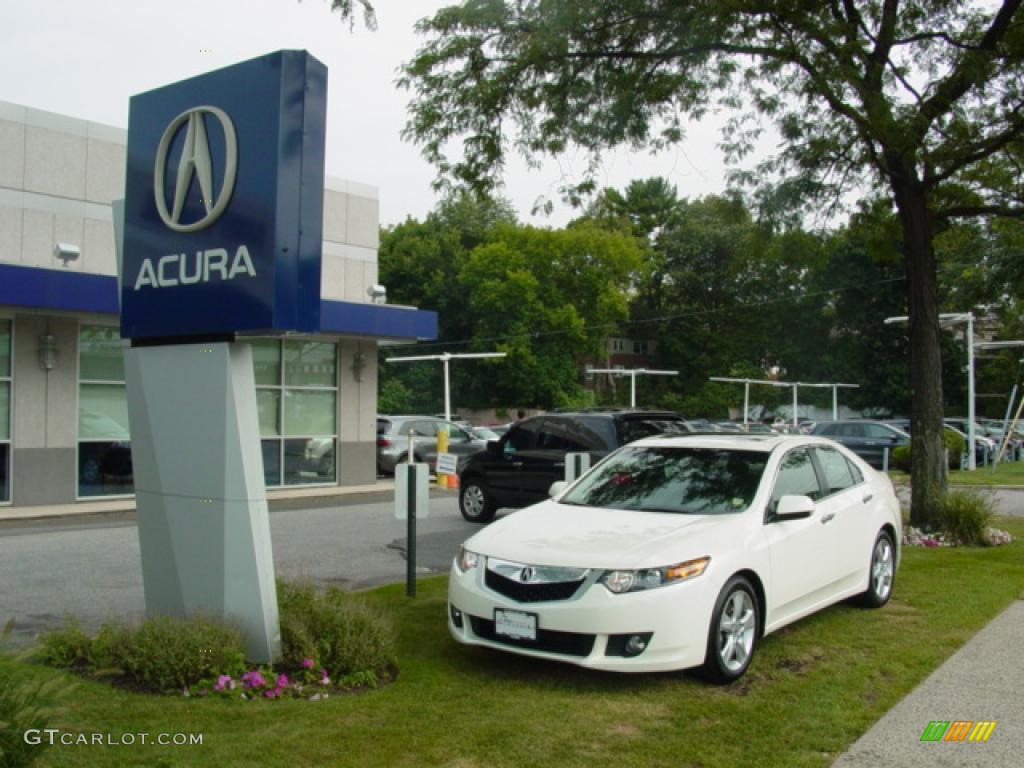 2010 TSX Sedan - Premium White Pearl / Ebony photo #1