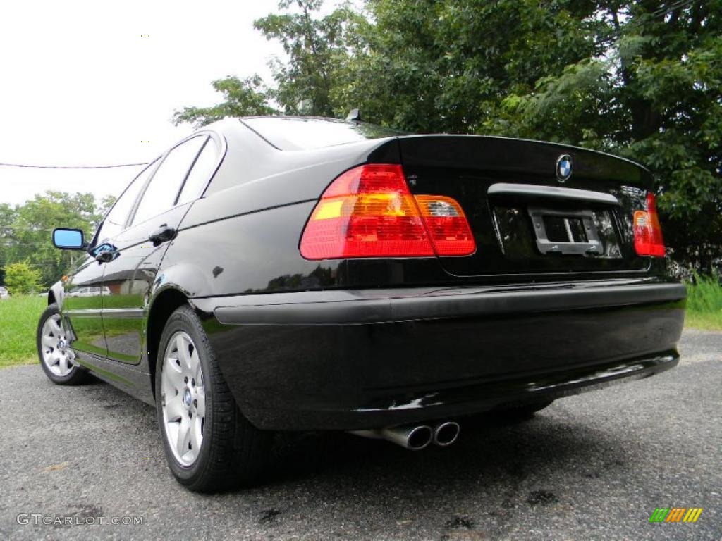 2004 3 Series 325xi Sedan - Jet Black / Natural Brown photo #6