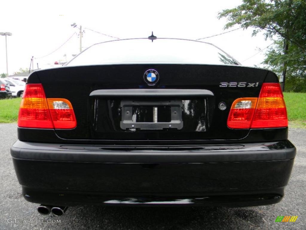 2004 3 Series 325xi Sedan - Jet Black / Natural Brown photo #7