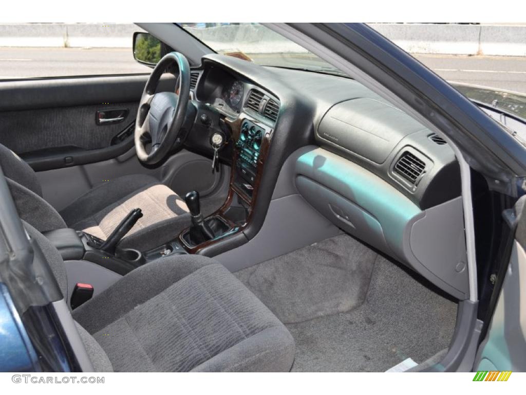 2000 Outback Limited Wagon - Dark Blue Pearl / Gray photo #7