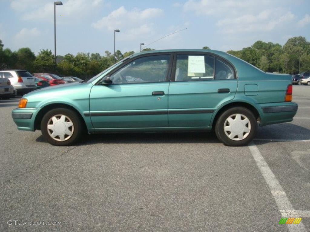 1996 Tercel DX Sedan - Wild Mint Metallic / Gray photo #3