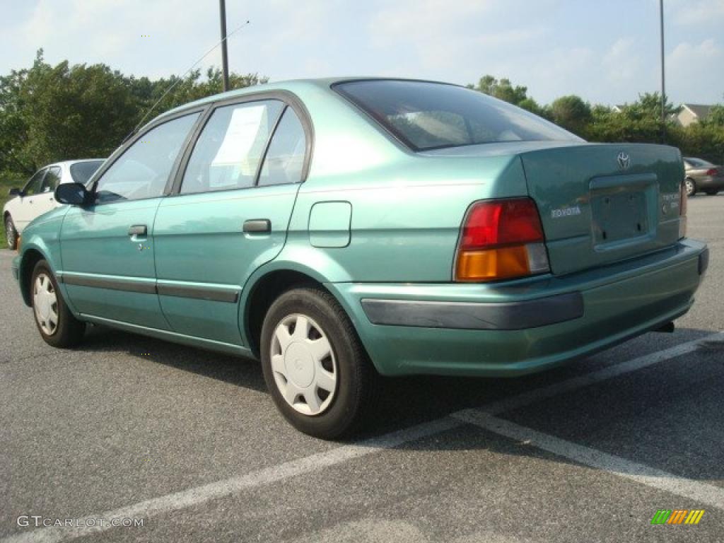 1996 Tercel DX Sedan - Wild Mint Metallic / Gray photo #4