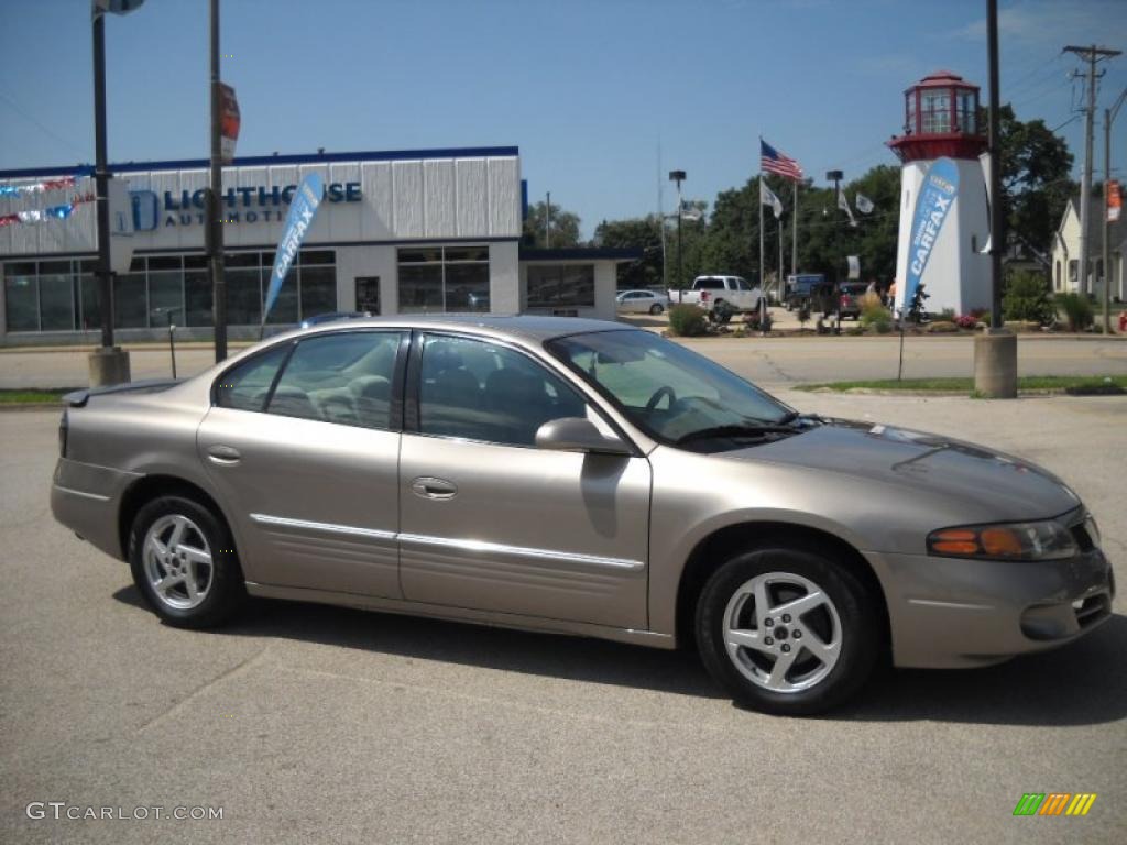 2004 Bonneville SE - Light Bronzemist Metallic / Taupe photo #1