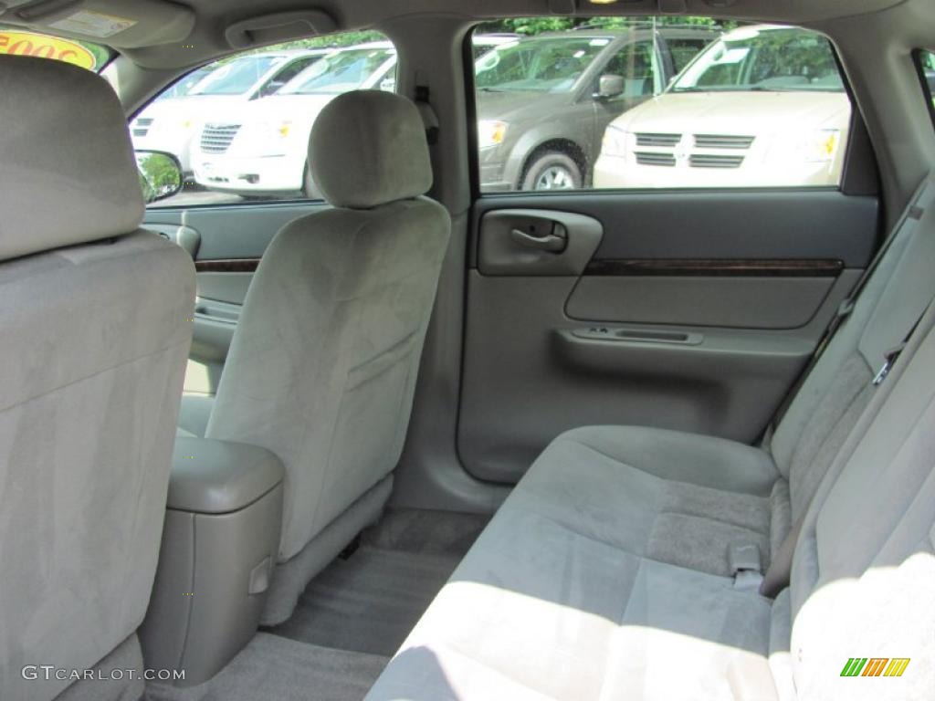 2005 Impala LS - Medium Gray Metallic / Medium Gray photo #23