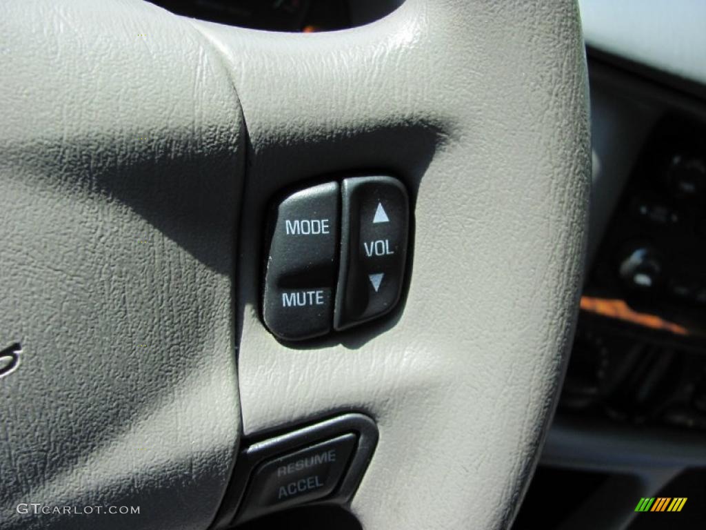 2005 Impala LS - Medium Gray Metallic / Medium Gray photo #29