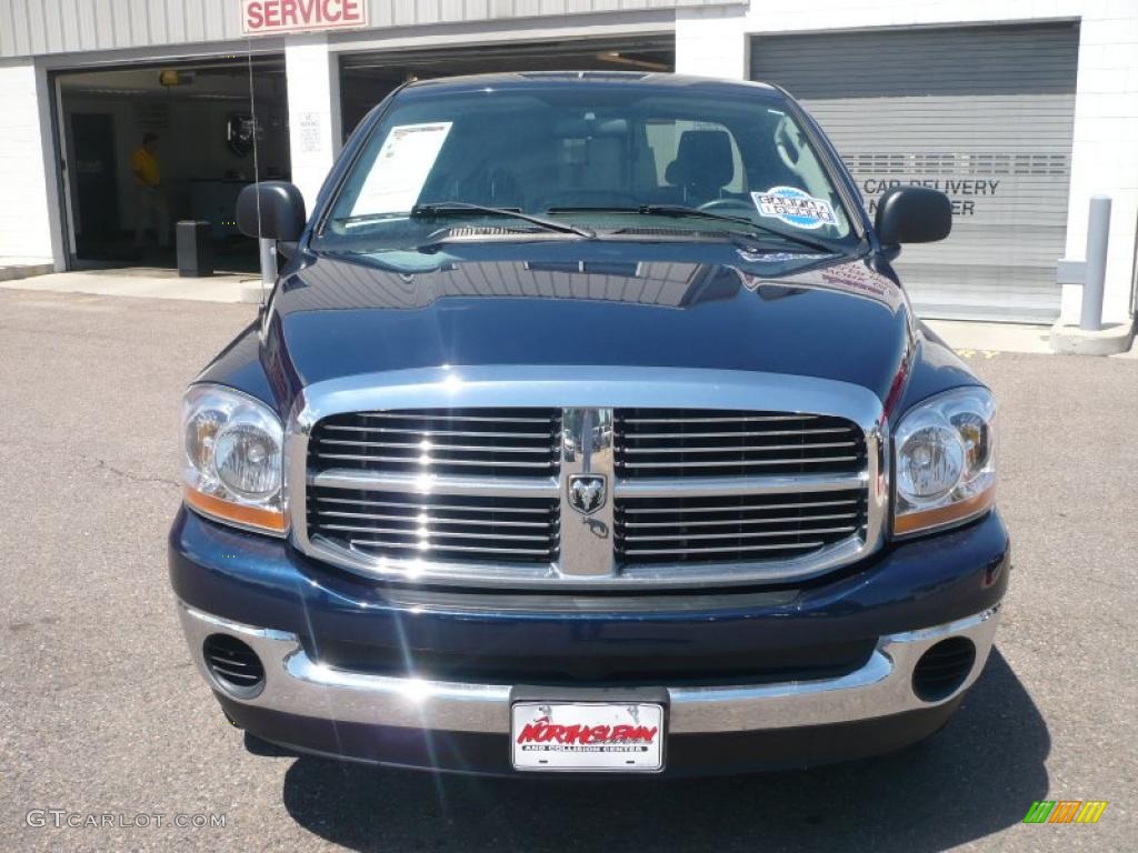 2006 Ram 1500 SLT Quad Cab 4x4 - Patriot Blue Pearl / Medium Slate Gray photo #2