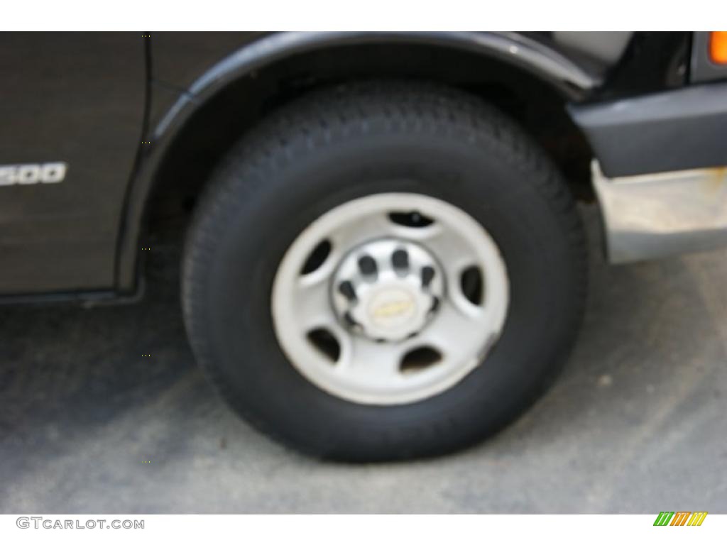 2005 Express 2500 Cargo Van - Black / Medium Dark Pewter photo #3