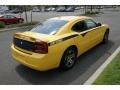 Top Banana Yellow - Charger R/T Daytona Photo No. 4