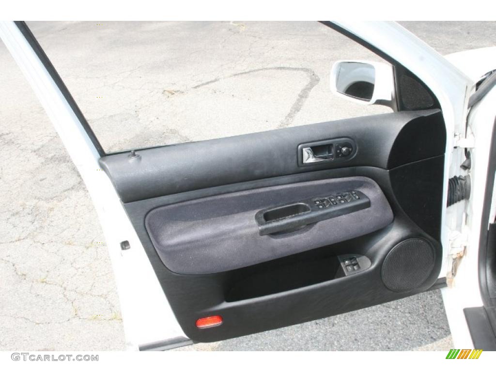 1999 Golf GLS 4 Door - Candy White / Black photo #12