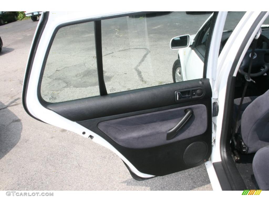 1999 Golf GLS 4 Door - Candy White / Black photo #13