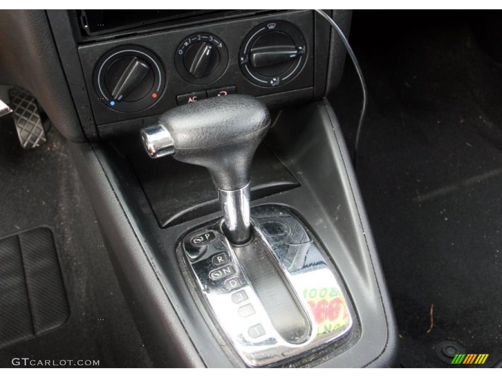 1999 Golf GLS 4 Door - Candy White / Black photo #22