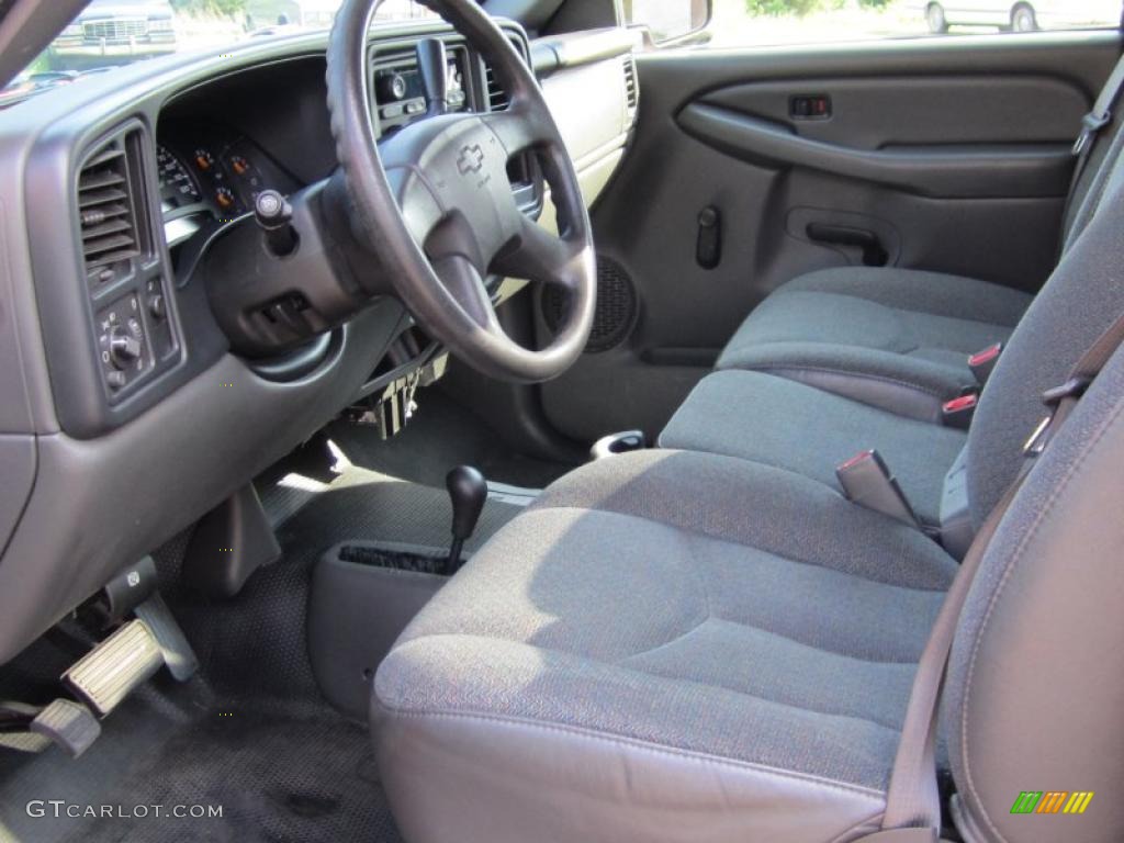 2005 Silverado 1500 Regular Cab 4x4 - Victory Red / Dark Charcoal photo #10