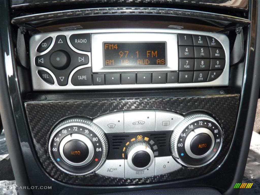 2009 Mercedes-Benz SLR McLaren Roadster Controls Photo #34321578