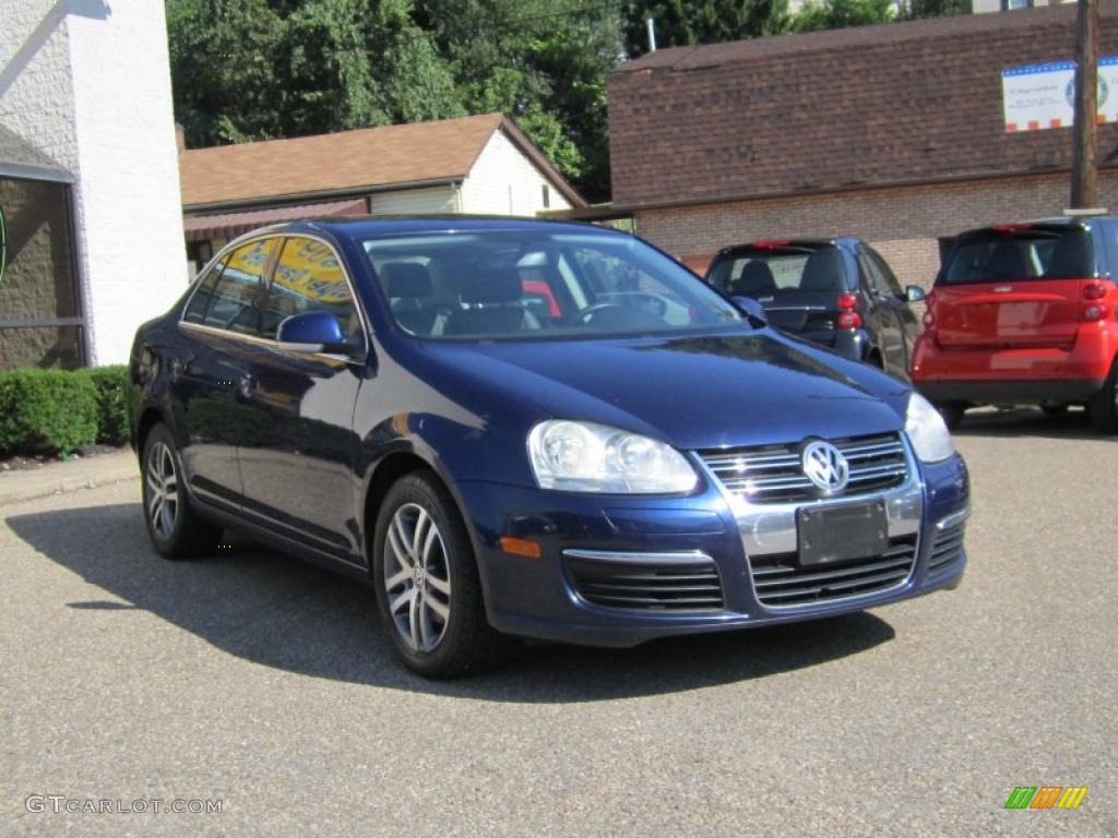 Shadow Blue Metallic Volkswagen Jetta