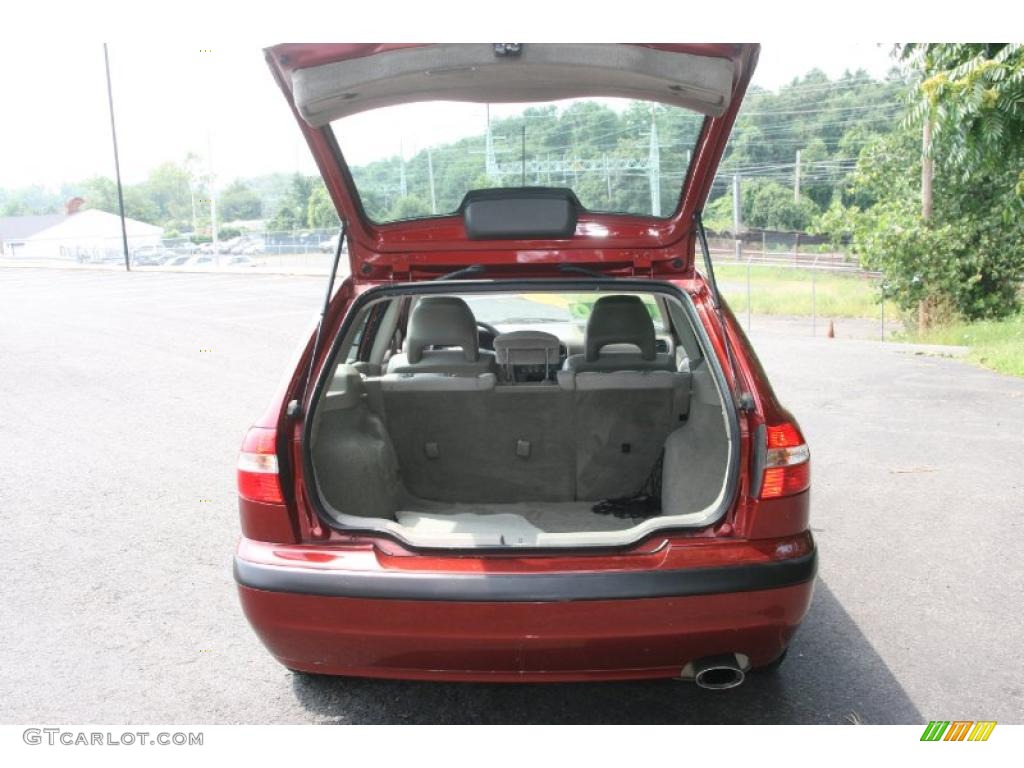 2002 V40  - Torch Red Metallic / Taupe/Light Taupe photo #7
