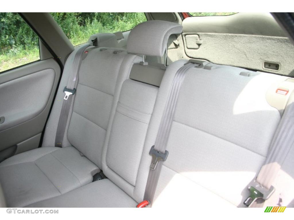 2002 V40  - Torch Red Metallic / Taupe/Light Taupe photo #12