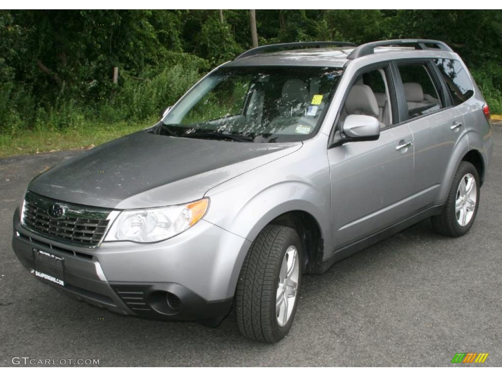 2009 Forester 2.5 X Premium - Spark Silver Metallic / Platinum photo #1