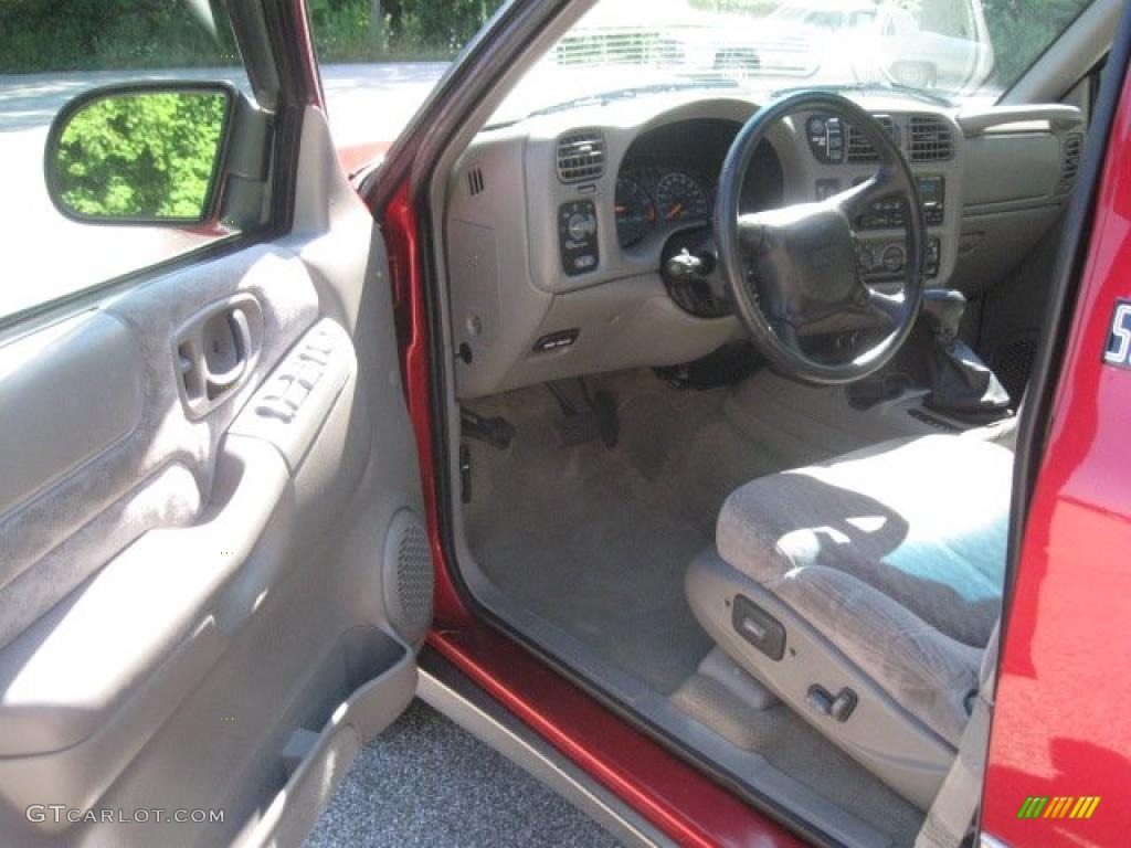 2001 Jimmy SLE 4x4 - Cherry Red Metallic / Pewter photo #13