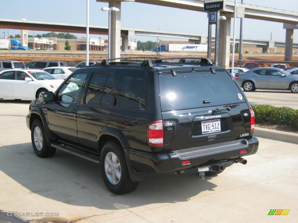 2001 Pathfinder LE - Super Black / Beige photo #3