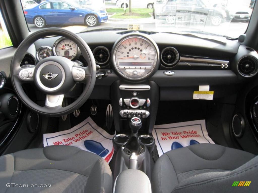 2009 Mini Cooper John Cooper Works Convertible Dashboard Photos