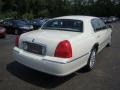 2004 Ceramic White Tri-Coat Lincoln Town Car Ultimate  photo #4