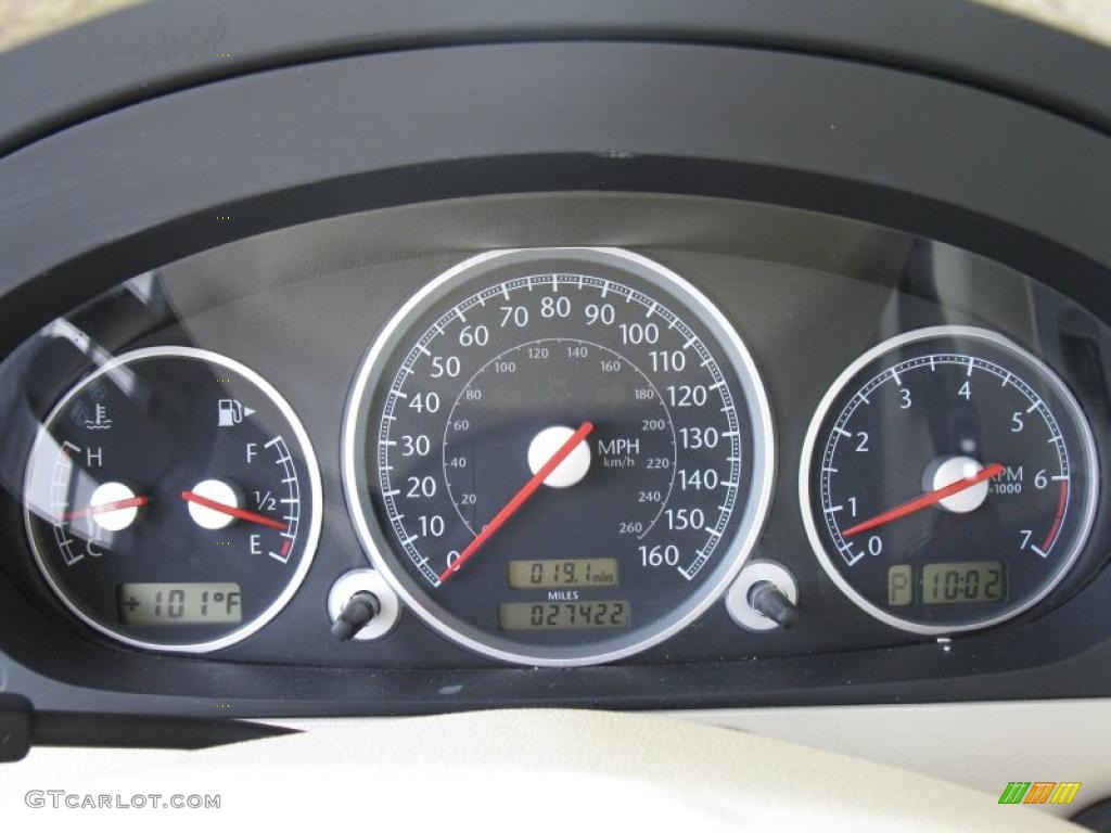 2005 Chrysler Crossfire Limited Roadster Gauges Photo #34337530