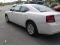 Stone White - Charger  Photo No. 4