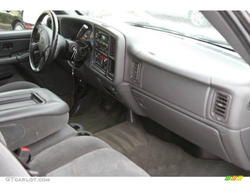 2005 Silverado 1500 LS Regular Cab - Black / Dark Charcoal photo #17