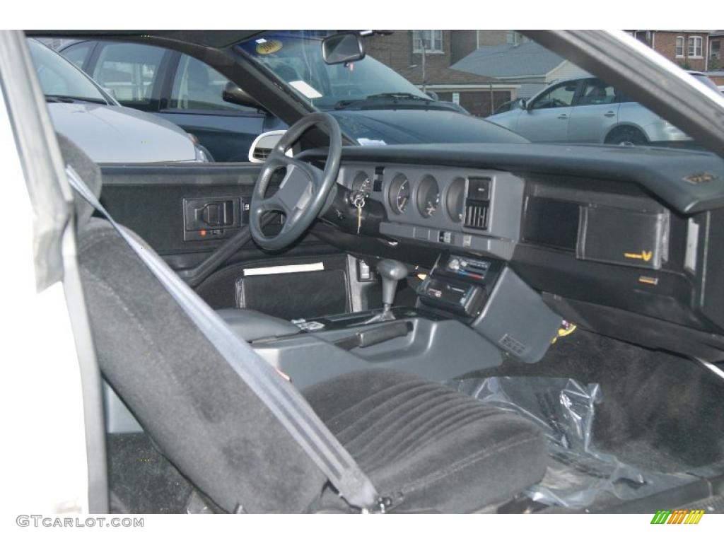 1988 Firebird Trans Am Coupe - White / Dark Gray photo #6