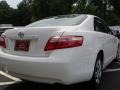 Super White - Camry LE Photo No. 5