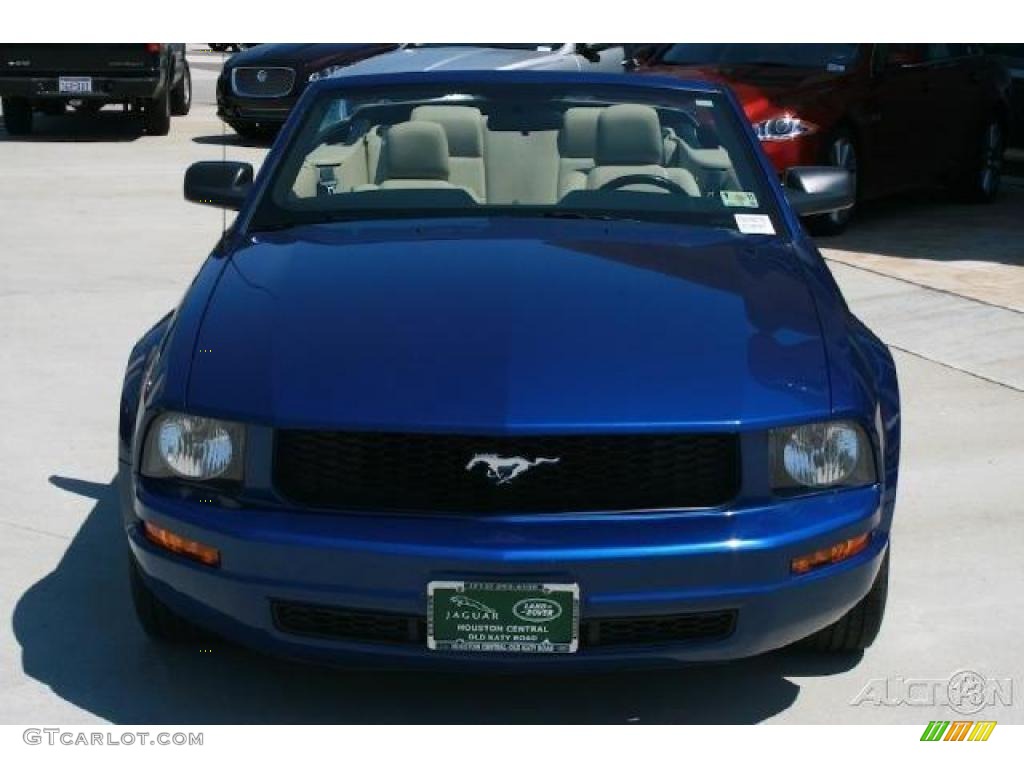 2008 Mustang V6 Deluxe Convertible - Vista Blue Metallic / Medium Parchment photo #15