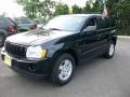 Black - Grand Cherokee Laredo 4x4 Photo No. 3