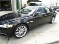Ultimate Black Metallic - XJ XJL Photo No. 2