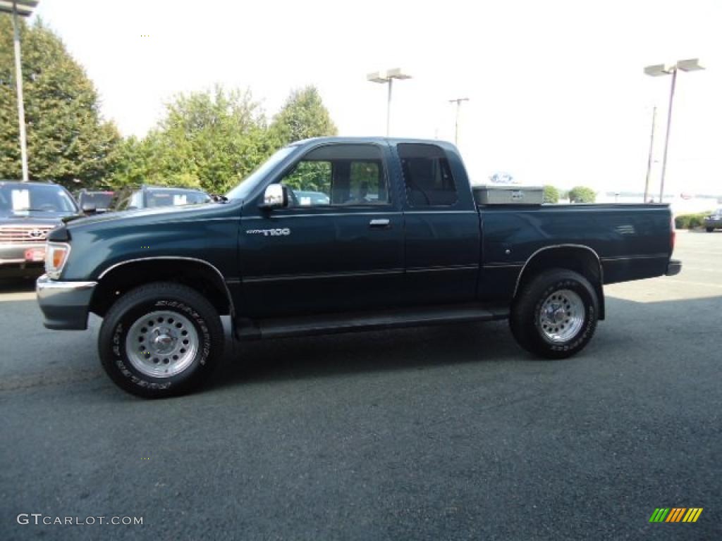 1996 T100 Truck SR5 Extended Cab 4x4 - Evergreen Pearl Metallic / Ivory photo #2