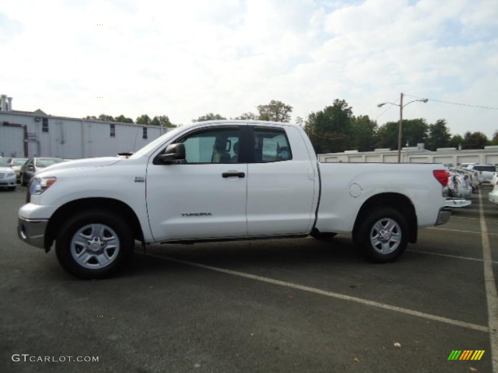 2008 Tundra Double Cab - Super White / Beige photo #2