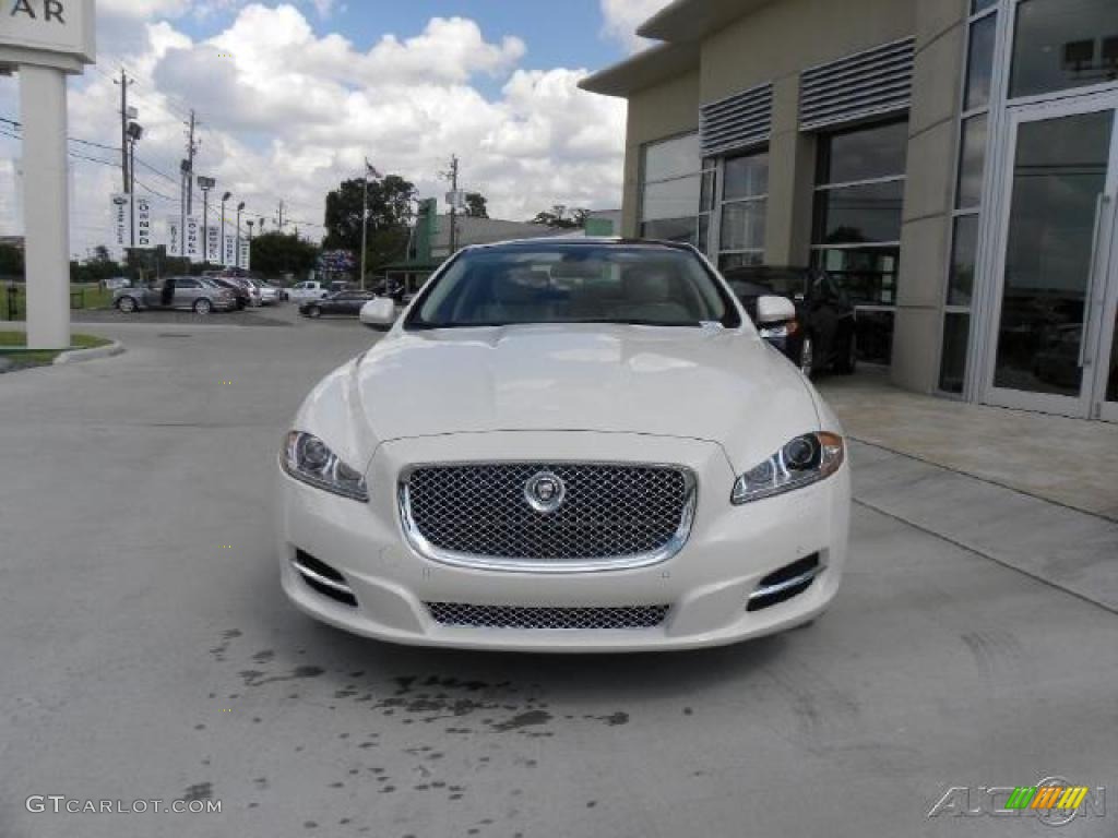 2011 XJ XJL Supercharged - Polaris White / Ivory/Oyster photo #6